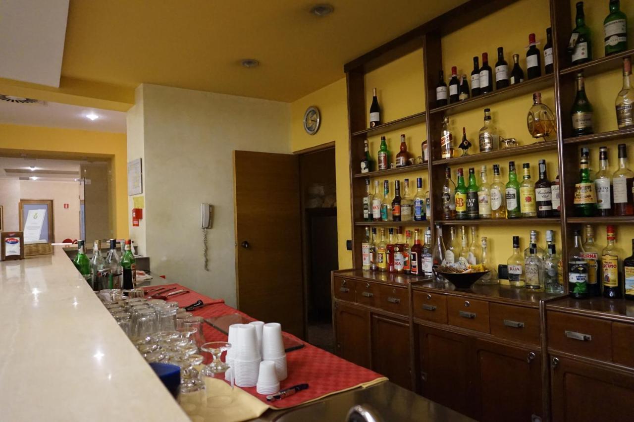 Crisol Europa Hotel Palermo Bagian luar foto
