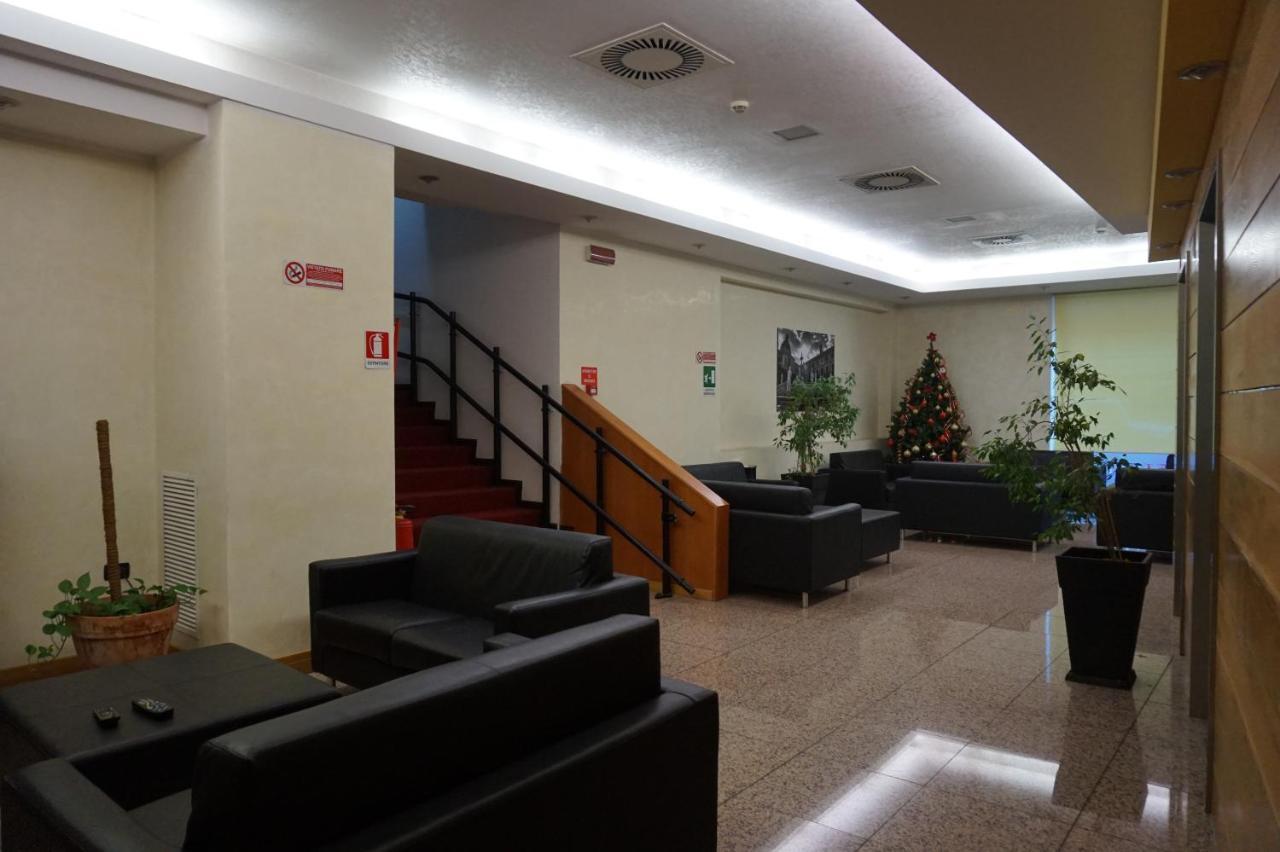 Crisol Europa Hotel Palermo Bagian luar foto