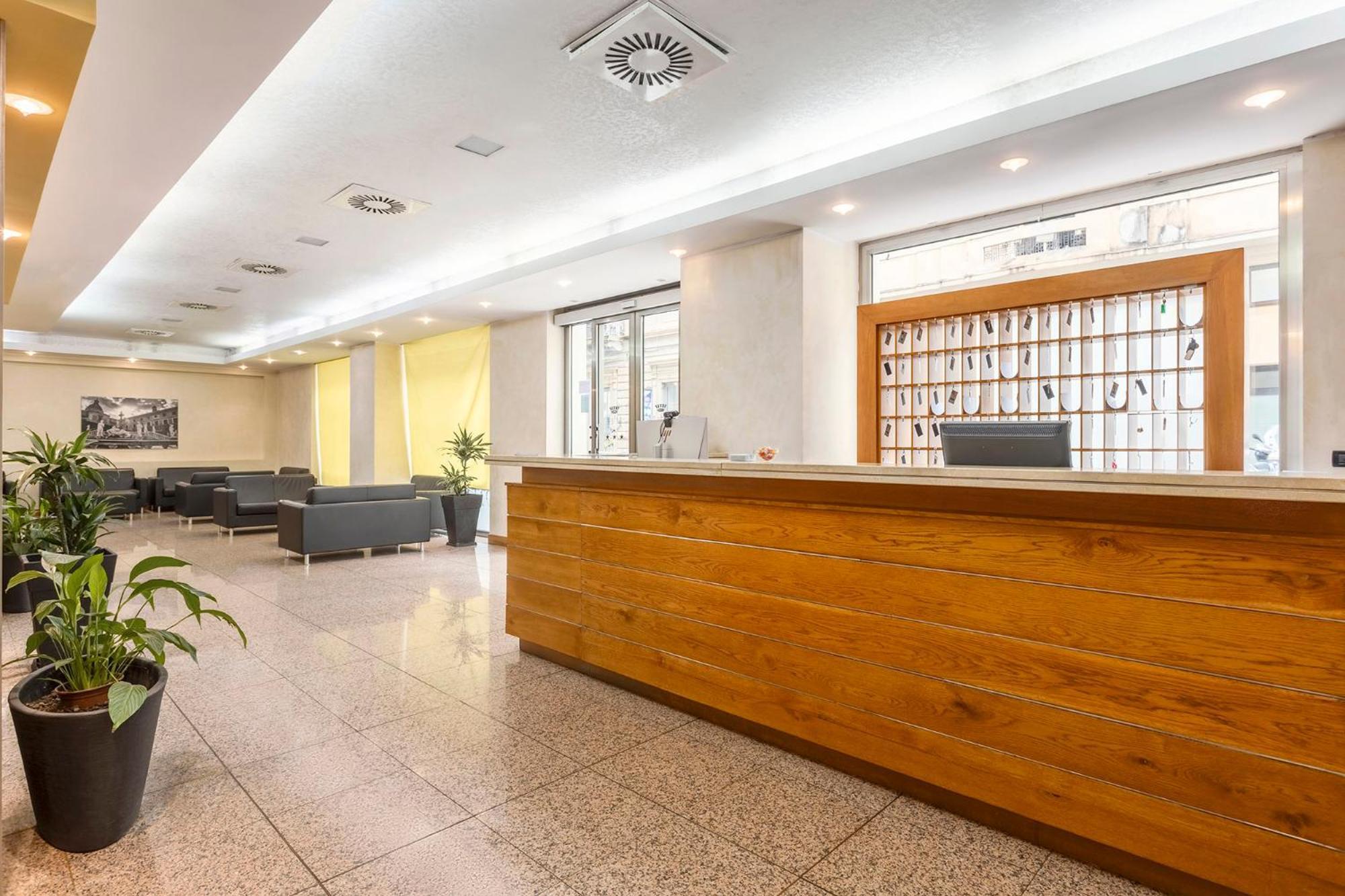 Crisol Europa Hotel Palermo Bagian luar foto