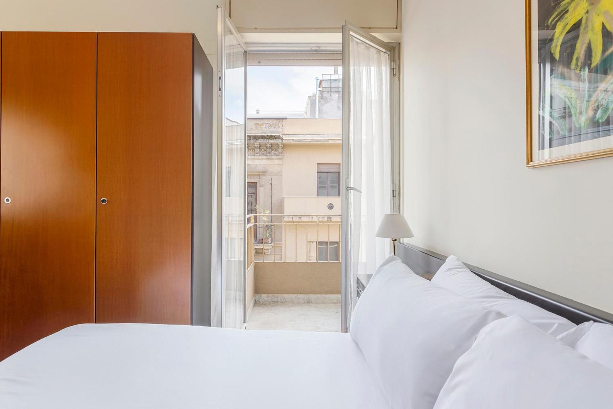 Crisol Europa Hotel Palermo Bagian luar foto