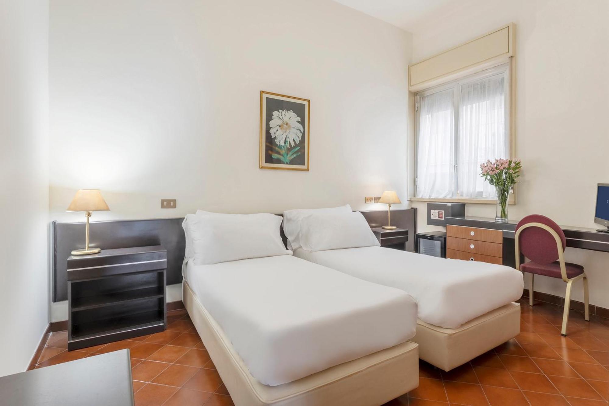 Crisol Europa Hotel Palermo Bagian luar foto