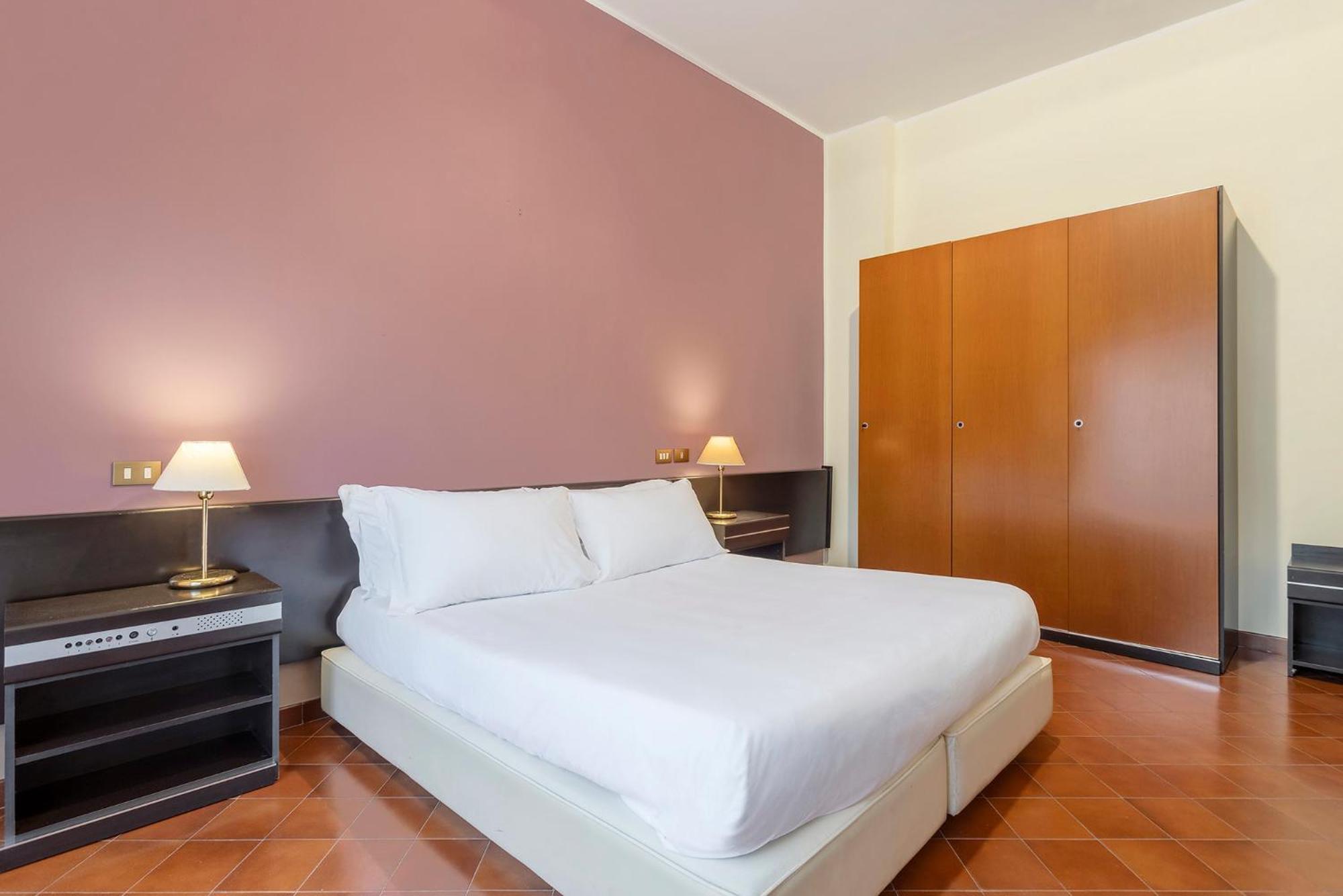 Crisol Europa Hotel Palermo Bagian luar foto
