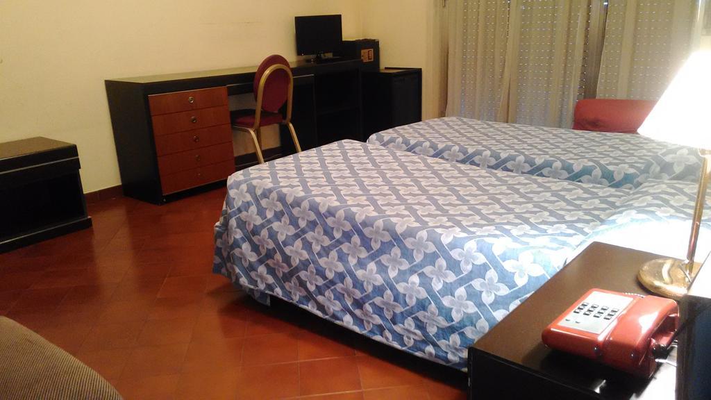 Crisol Europa Hotel Palermo Bagian luar foto